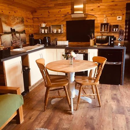 Sunset Cabin Молд Экстерьер фото
