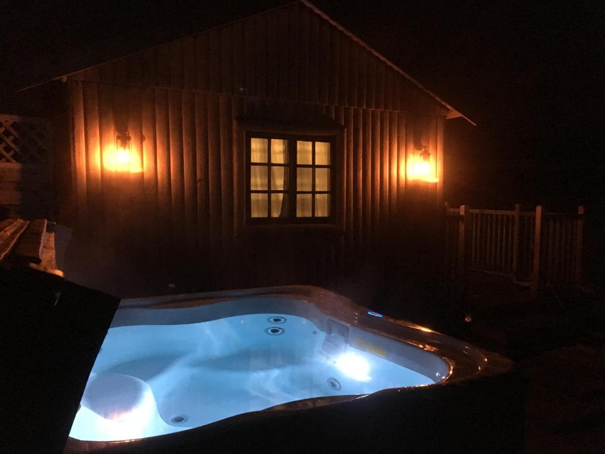 Sunset Cabin Молд Экстерьер фото