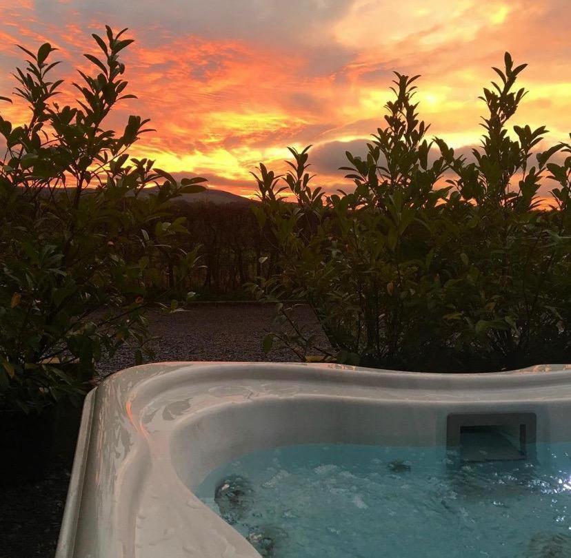 Sunset Cabin Молд Экстерьер фото